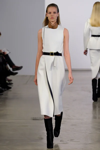 Look 3